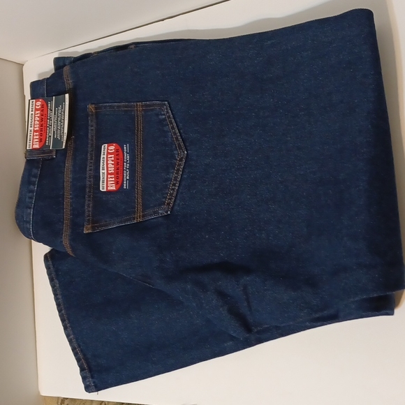NWT Rivet Supply Co. Mens 100% Cotton Straight Fit Blue Denim Jeans - Picture 13 of 13